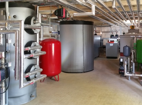 Do ground source heat pumps need servicing?